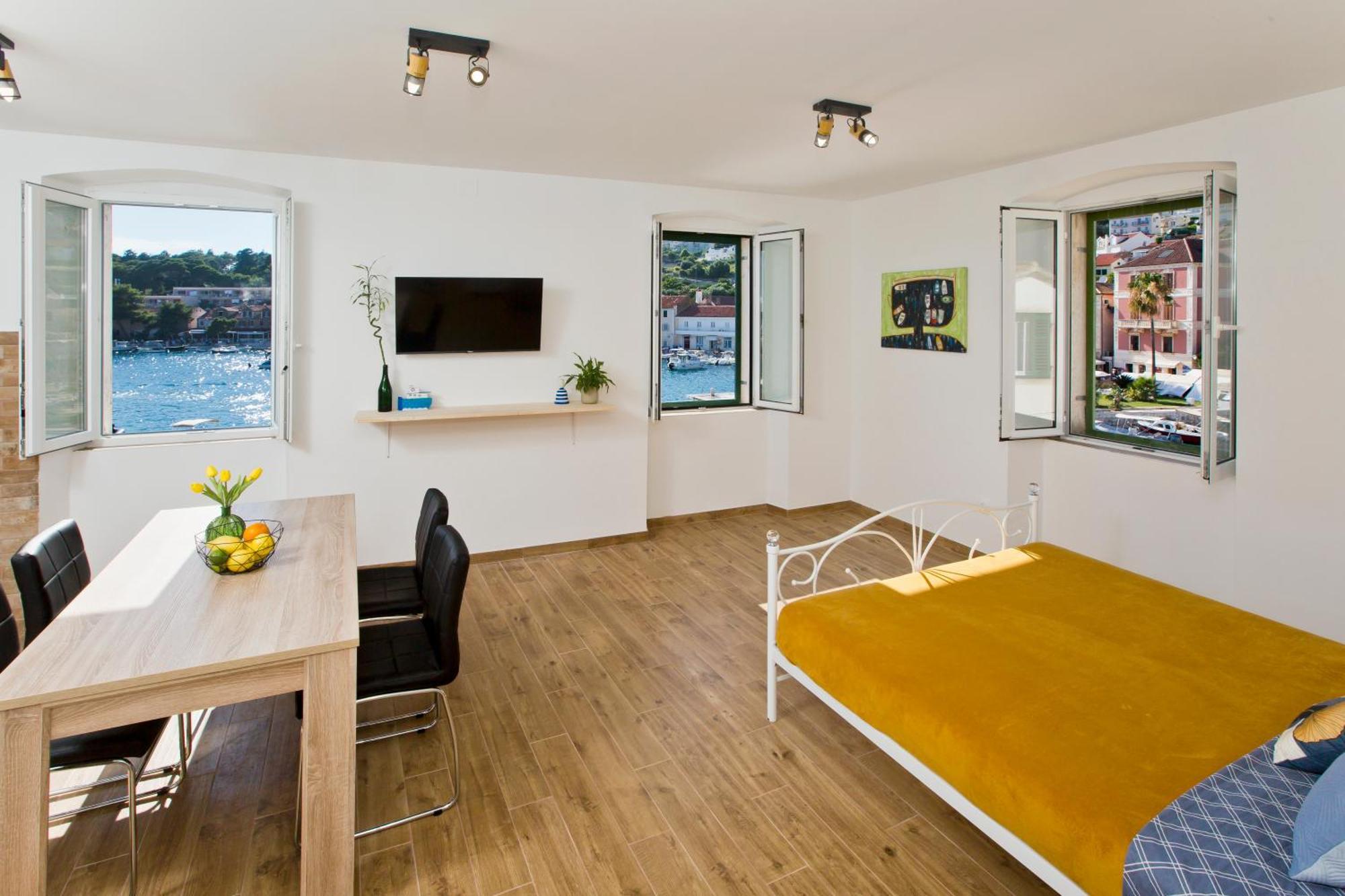 Hvar Sea View Apartment Хвар Екстериор снимка